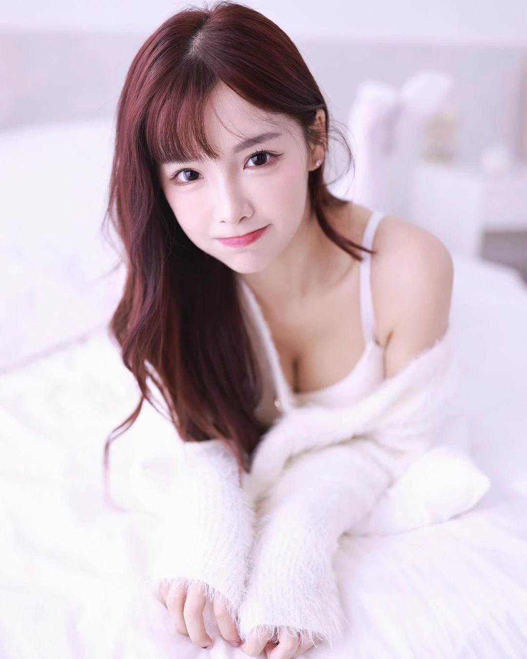 女神恩菲飞日出差“遭摸下半身”高招手法多人受害 [11P]